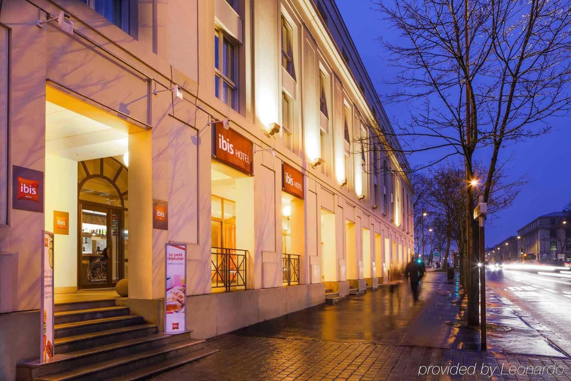 ibis Versailles Château Exterior foto